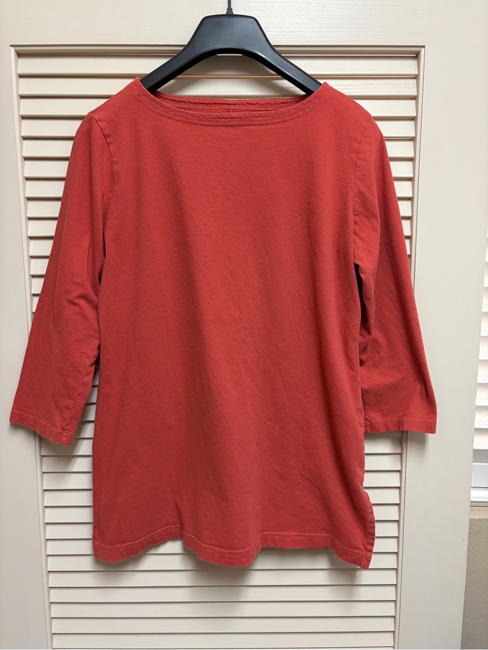 Duluth Trading Co Womens Medium Red Long Sleeve Shirt Cotton Casual Top
